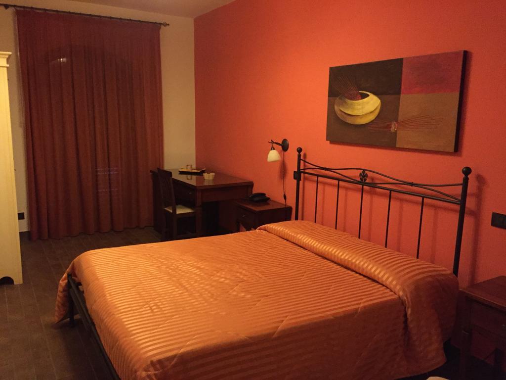 Myriam Country House B&B แมร์โคยิอาโน ห้อง รูปภาพ