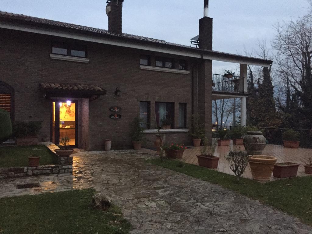 Myriam Country House B&B แมร์โคยิอาโน ภายนอก รูปภาพ